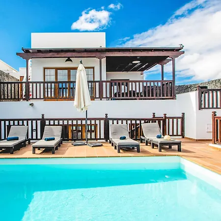Villa Vista Reina *