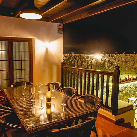 Villa Vista Reina